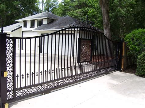 metal gate fabrication in gainesville fl|Gates Elegante can fence, gate, and fabricate any architectural .